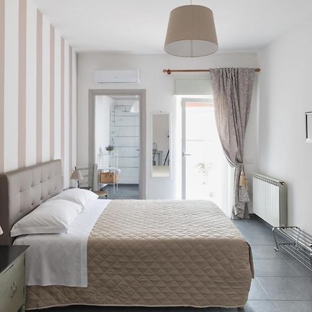 B&B Vicolo Garibaldi Valguarnera Caropepe Kültér fotó